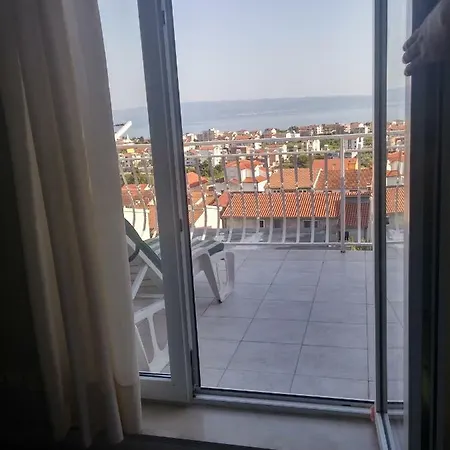 Ceco Apartman *