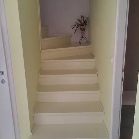 Ceco Apartman *